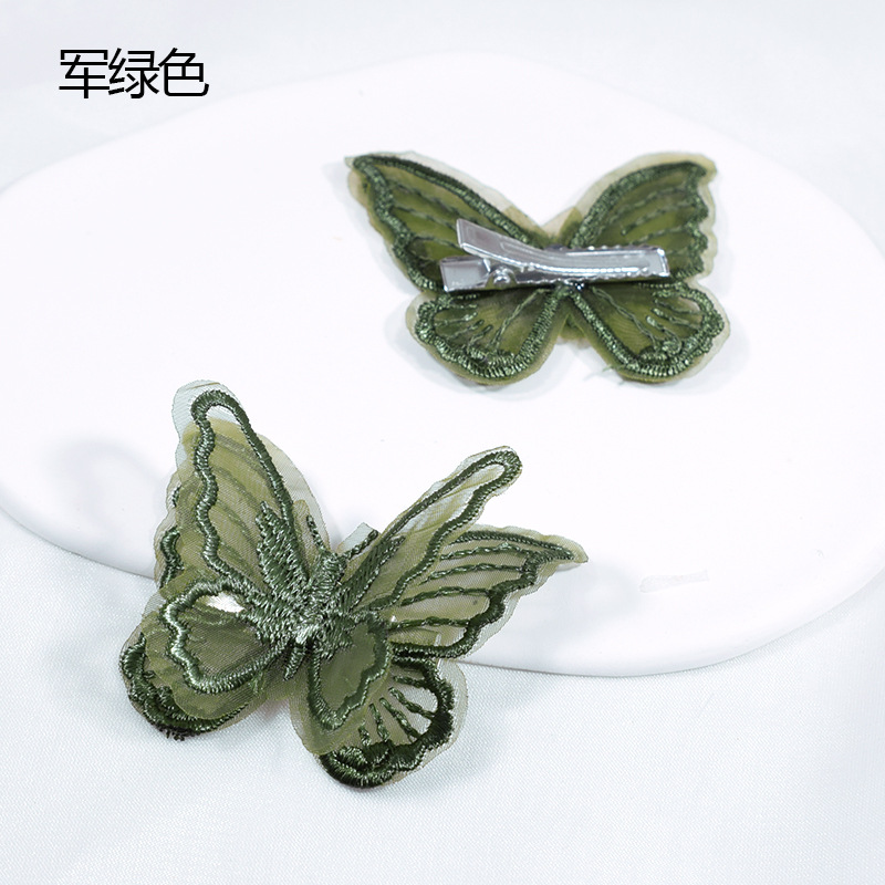 아미 그린 + 머리핀