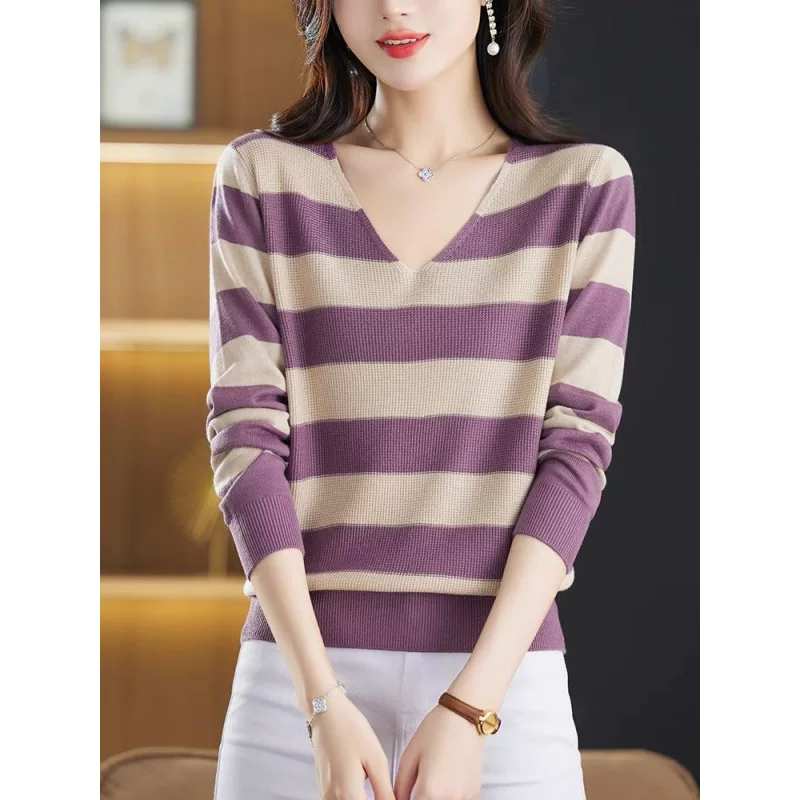 Knitted autumn thin sweater, plus size, loose fit