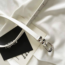 腰带;成人帽;围巾