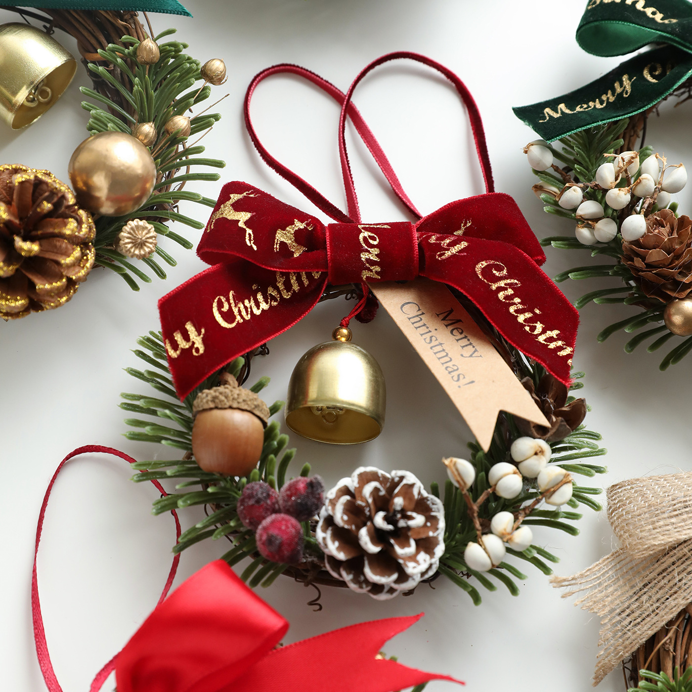 Nuevo arco de Navidad campana guirlanda puerta colgante árbol de Navidad pinos vinas colgante decoración de pared en stock