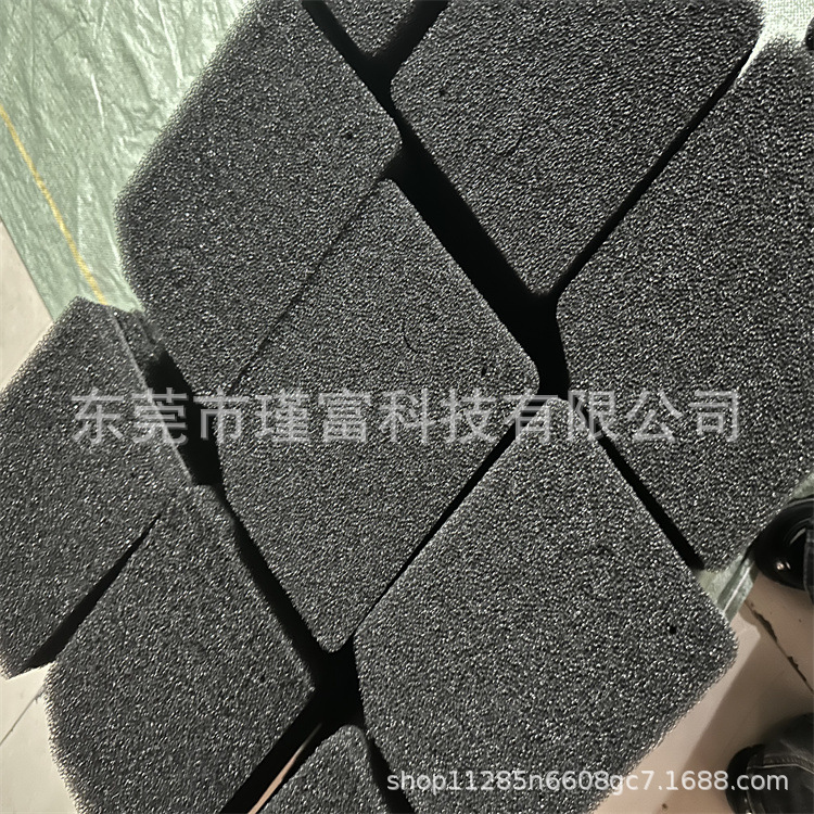 77563eec65112db1fb74bb7d2ab355