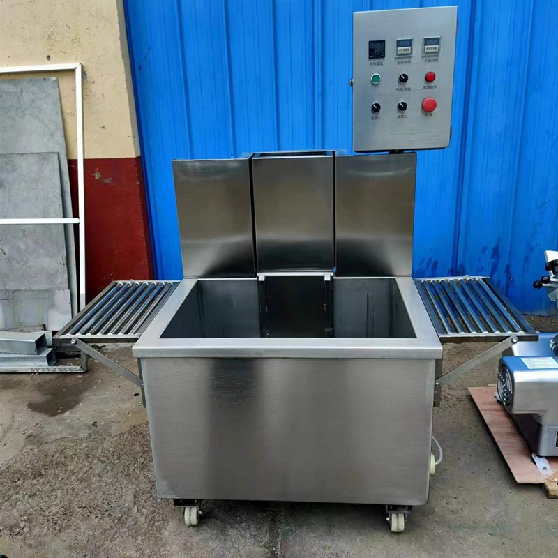 热缩机包装设备    广顺机械生产电加热肉制品热缩机包装机