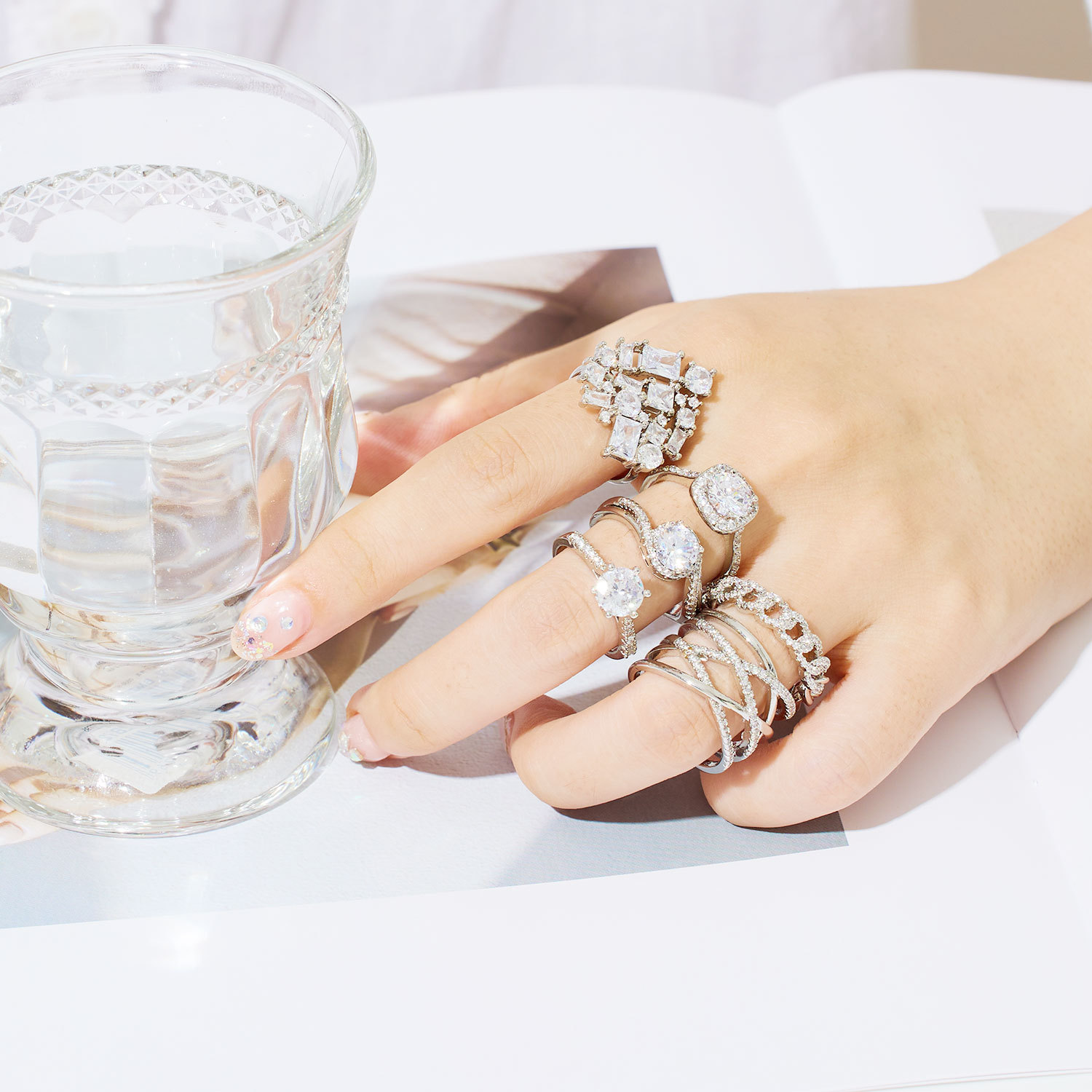 European and American Cross-border Jewelry Fashion All-match Geometric Ring High-grade Light Luxury Engagement Zircon Brass Ring for Women