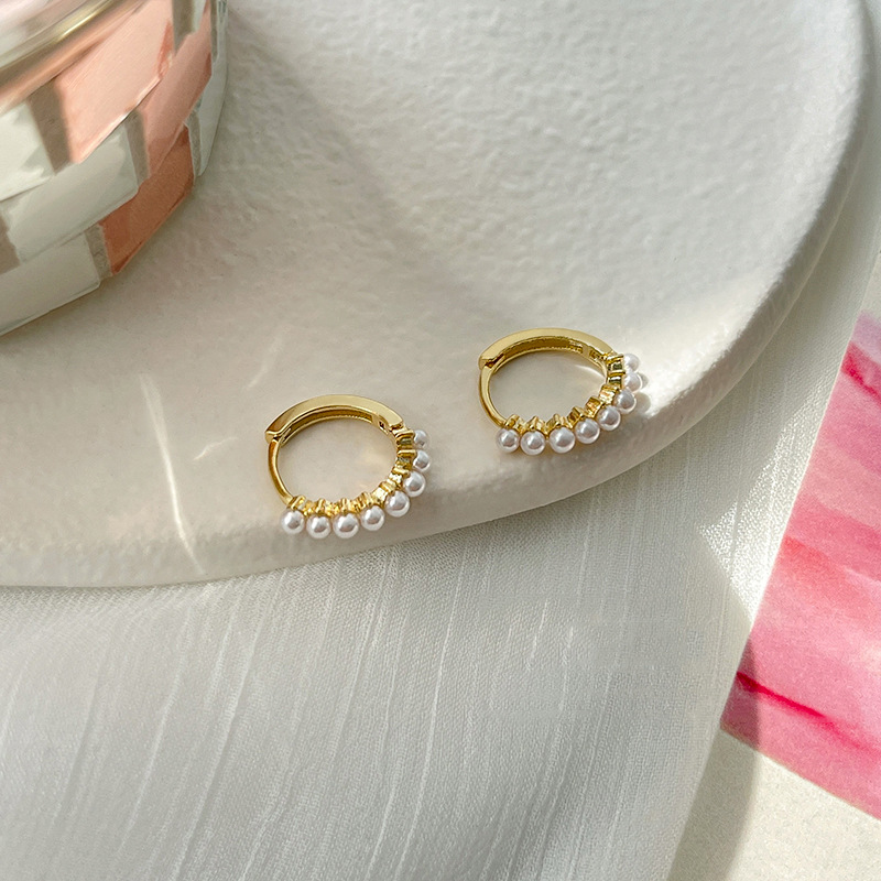 1 Paire Style Simple Cercle Le Cuivre Placage Incruster Perle Plaqué Or 14k Des Boucles D'oreilles display picture 3