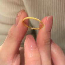 迷你满圈细闪戒指~闪烁通勤精致叠戴素圈简约显白贵气指环仿黄金