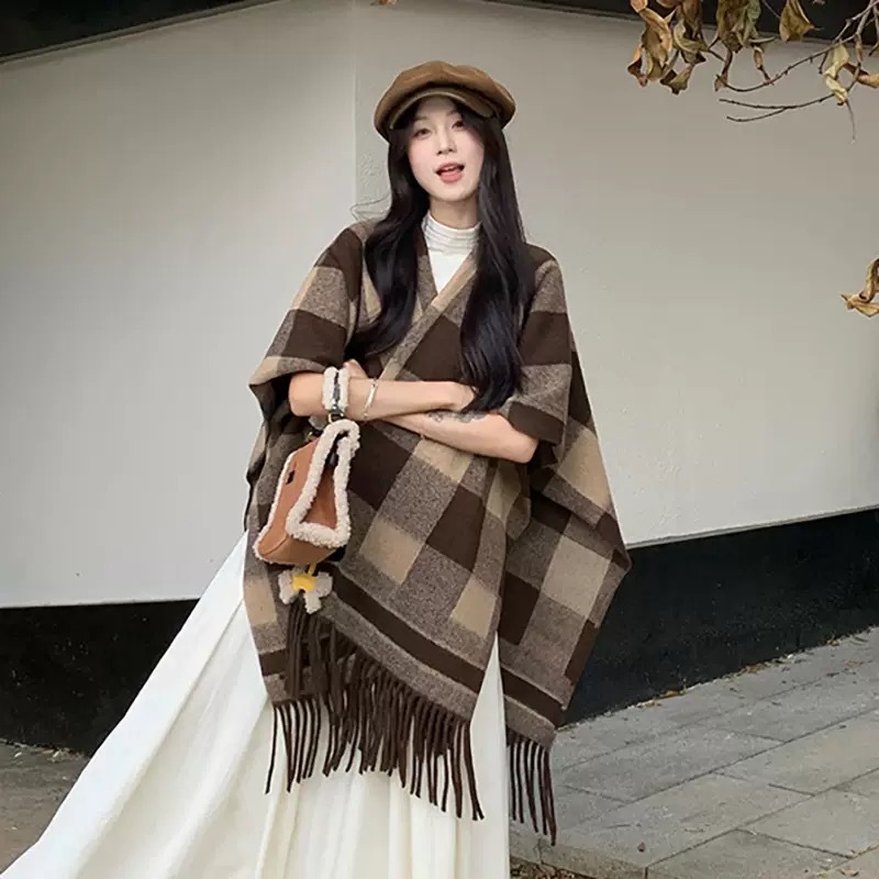 Chinese Style Ink Painting Black and White Pattern Scarf for Women, Autumn and Winter Neck Warmer, Korean Version Versatile Atmospheric Warm Cape