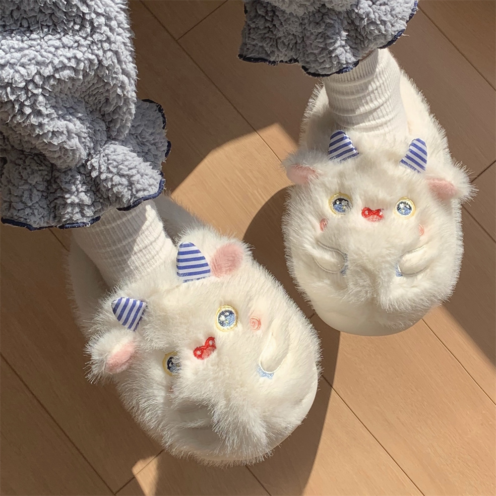 Monster milky white half heel