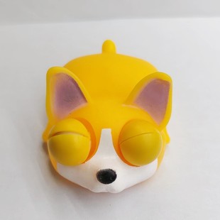 New exotic vinyl squinting puppy squeeze exophthalmos doll decompression vent trick toy factory direct sales