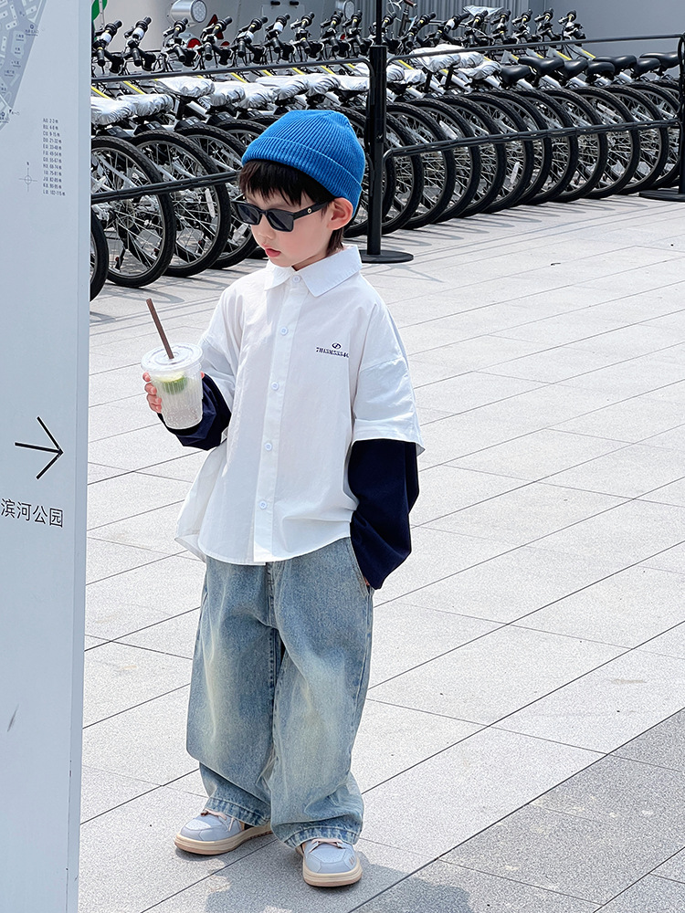 Camisas infantiles, camisas blancas falsas para niños, dos piezas de primavera y otoño, 2025 nuevas camisas de primavera para niños pequeños