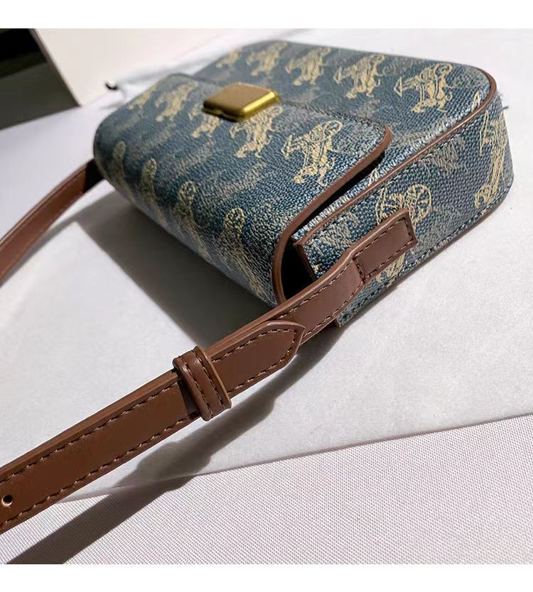 Soft leather high-end carriage flower small square bag for women 2023 new style single shoulder crossbody armpit bag_voghion.com