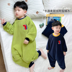 男の子のパジャマの奥粒の毛の秋の冬の2024のベルベットは赤ちゃんのサンゴの毛の寝袋の連体の保温の家の服を登ります。