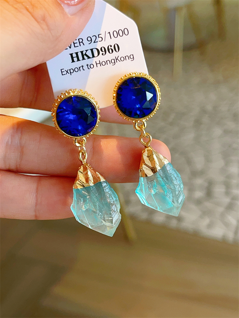 Wholesale Jewelry Elegant Retro Geometric Artificial Crystal Drop Earrings display picture 5