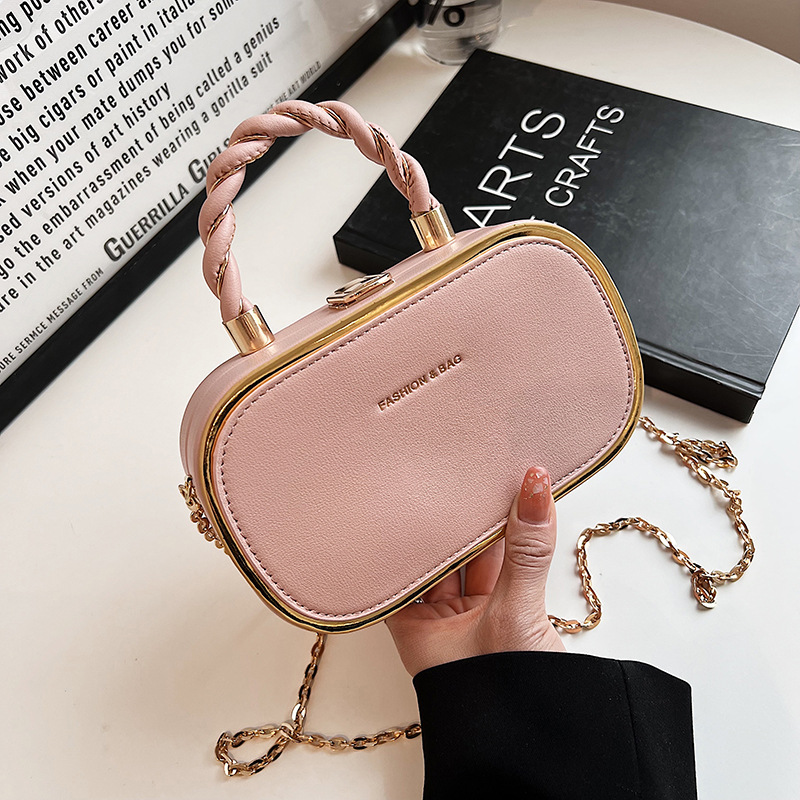 Kleine schoudertas voor dames modieuze handtas met ketting_voghion.com