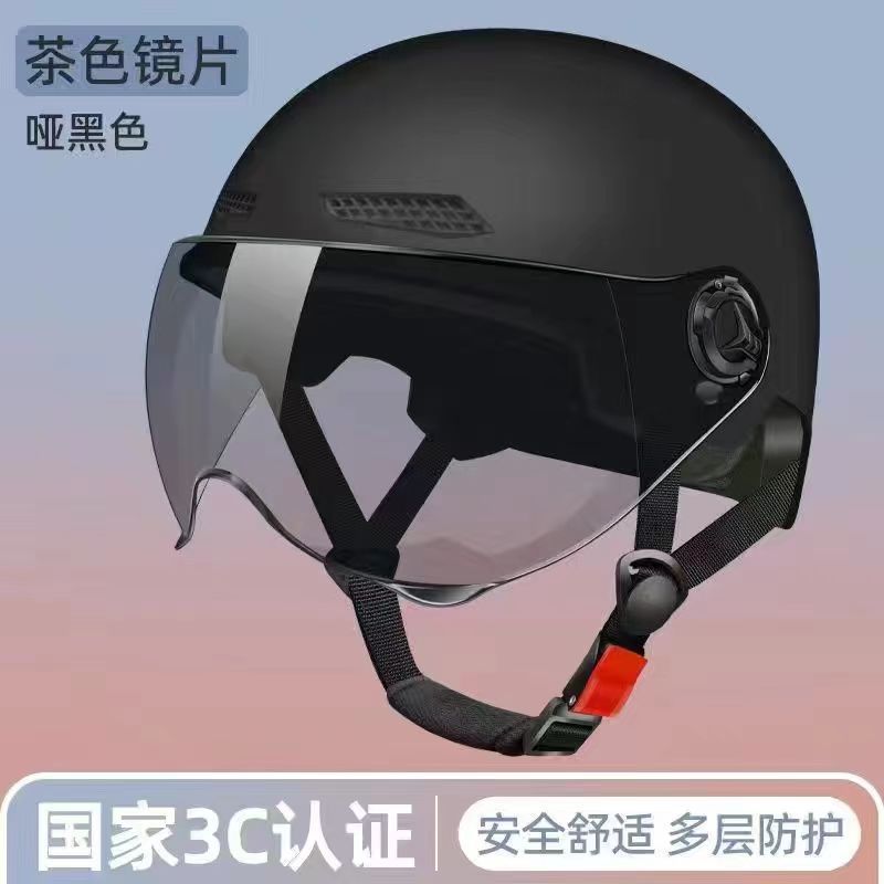 Premium 3C certified helmet, breathable and safe for both men and women, suitable for electric bikes, motorcycles, and all-season cycling, providing protection against the cold