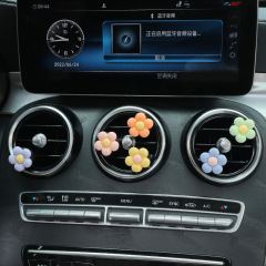 Car air vent essential oil diffuser, cute five-petaled resin flower air vent decoration for women