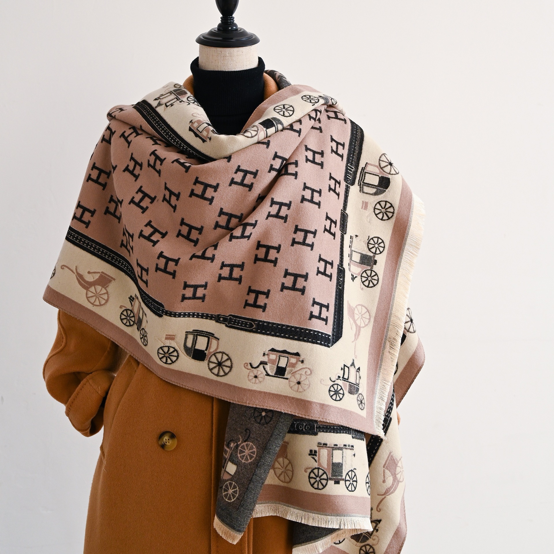 Nuevo otoño y invierno transfronterizos H-carro largo bufandas de cachemira coreana engrosada abrigo abrigo de mujer