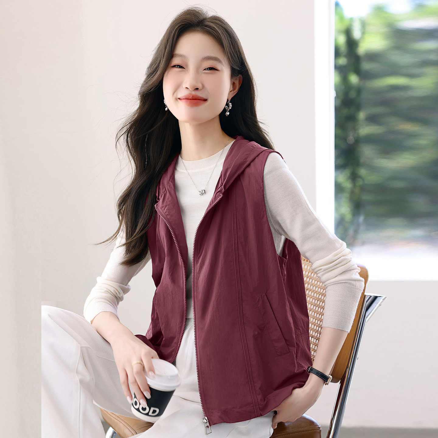 짙은 적색