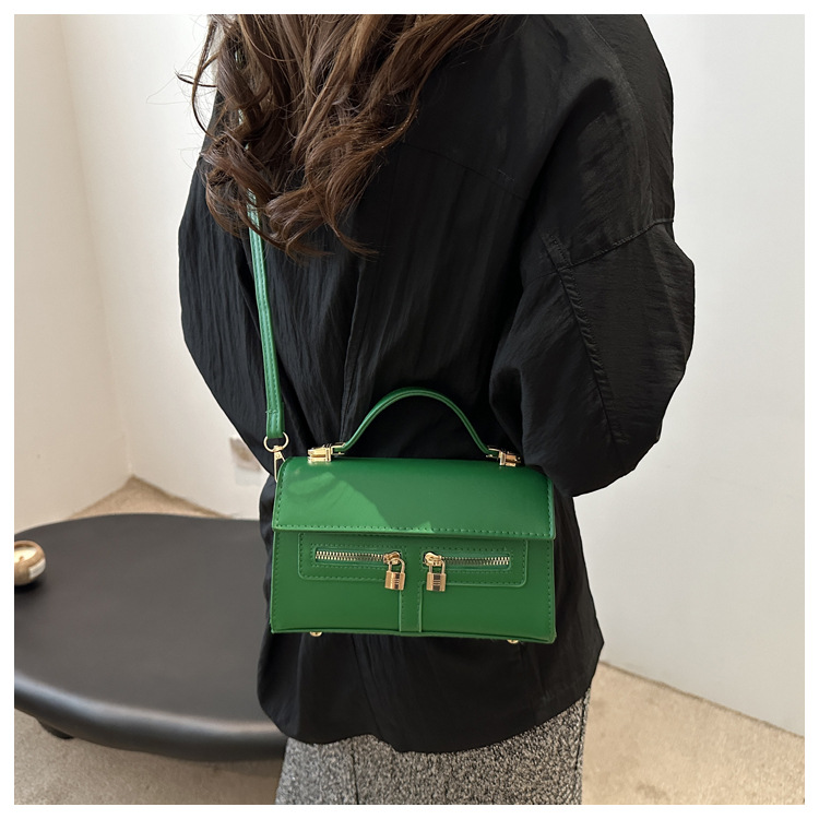2024 neues lässiges modisches Doppelreißverschluss-Design, personalisiertes und einfaches Single-Shoulder-Crossbody-Temperament,_voghion.com