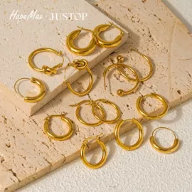 耳环;耳钉;耳坠