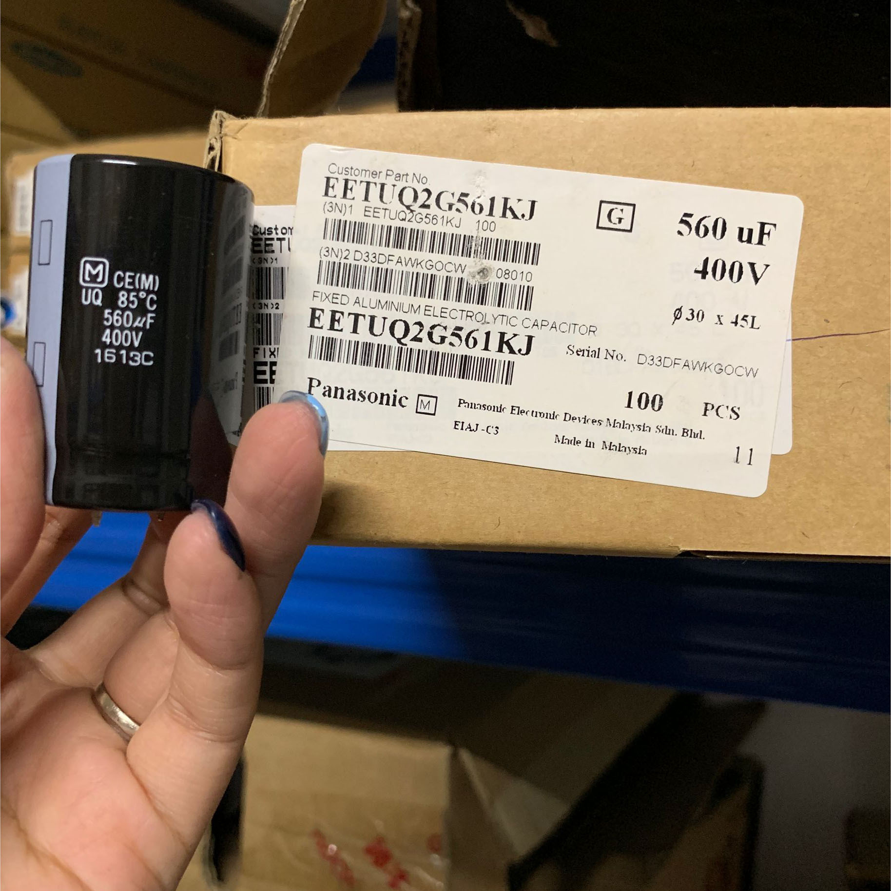 电解电容400V560UF30*45牛脚硬脚560UF400V电源变压器电焊机点焊