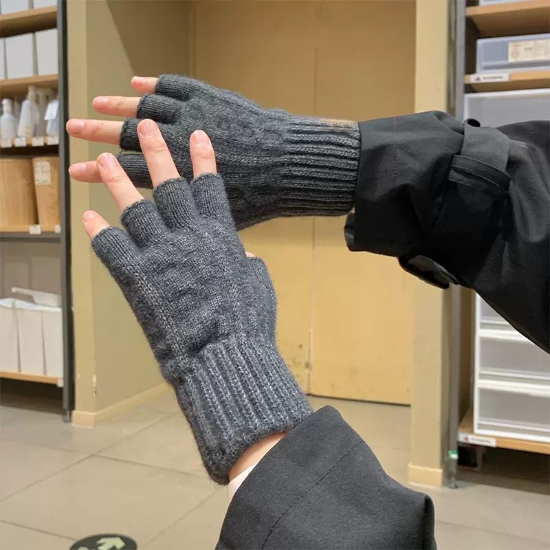 Men's winter keep warm knitted demi-season gloves for students