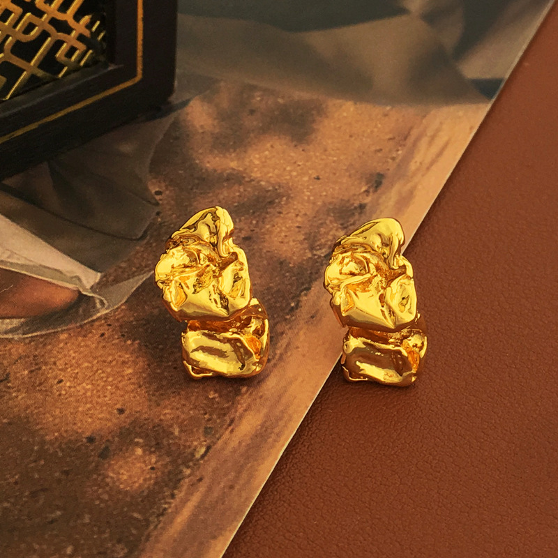 Fashion Irregular Geometric Copper Ear Studs Plating Copper Earrings display picture 4