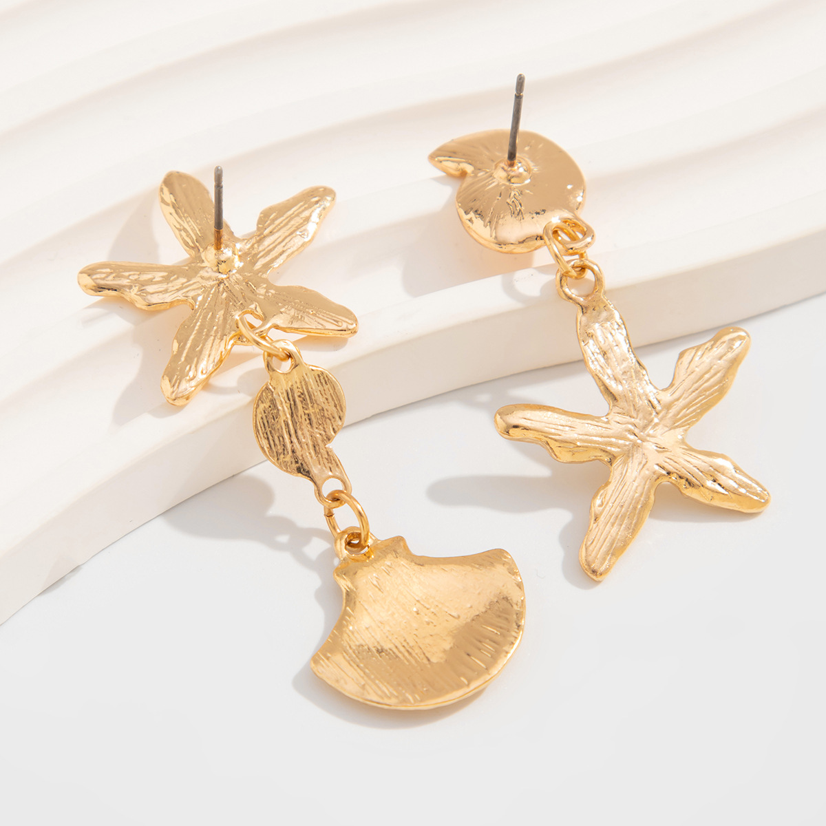 European and American Cross-Border Jewelry Beach Vacation Style Starfish Scallop Pendant Earrings Design Ins Metal Flower Ear Clip undefined