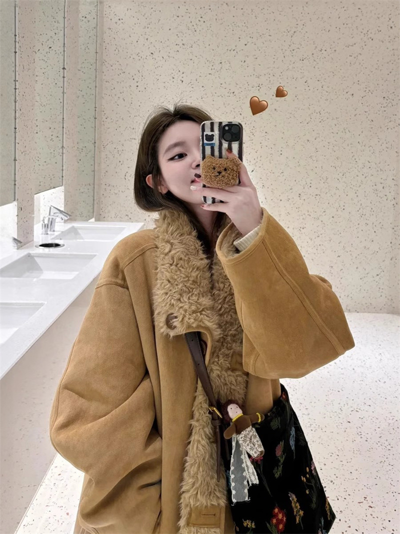 Reversible Fur All-In-One Fur Outwear for Women Winter Thickeneded Loose Motorcycle Jacket Top Lamb Fur Outwear