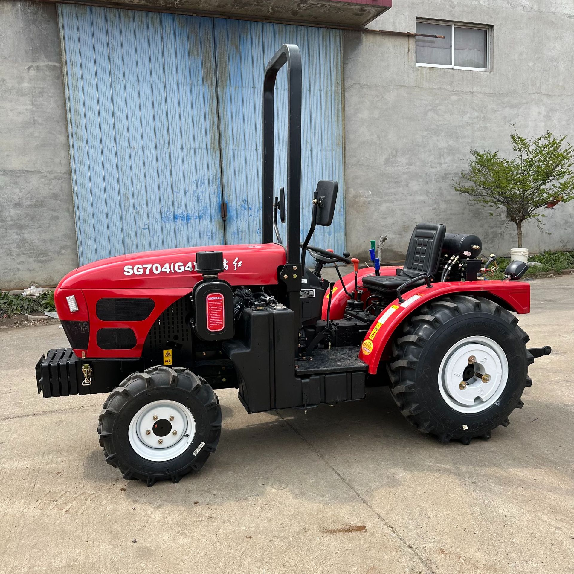东方红704