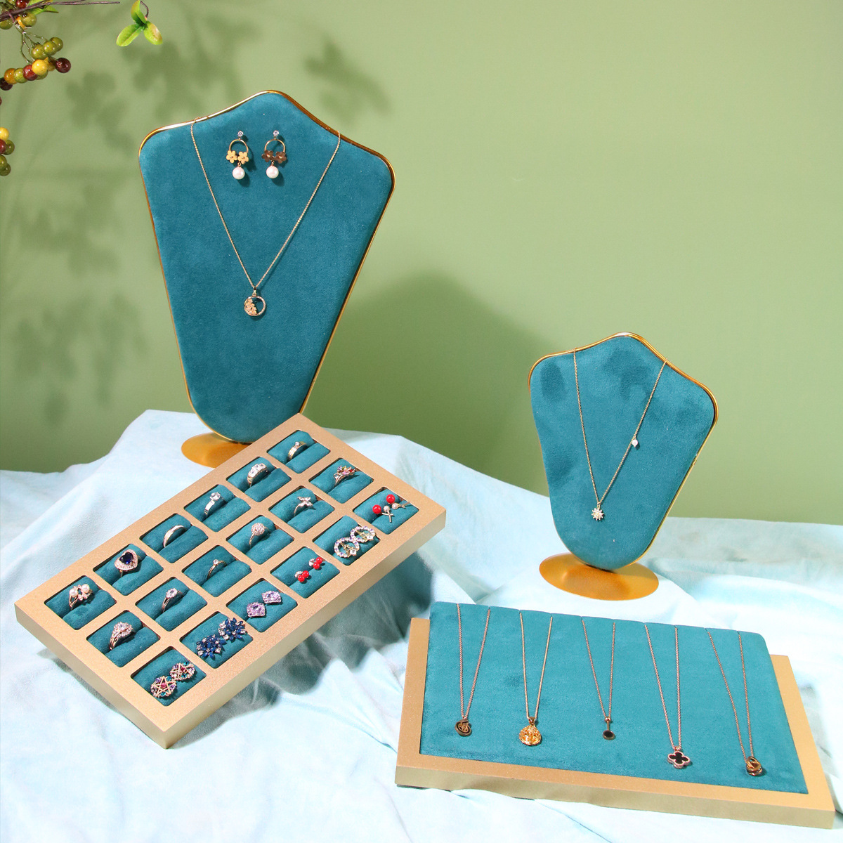 Display rack for jewelry, multi-color plush with gold edge, jewelry rings earrings necklace pendant holder, creative combination display prop