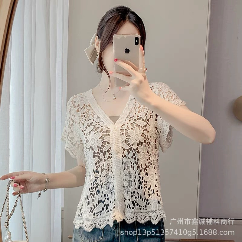 Hollow lace women's short top, French square collar, lightweight sunscreen shirt, one size