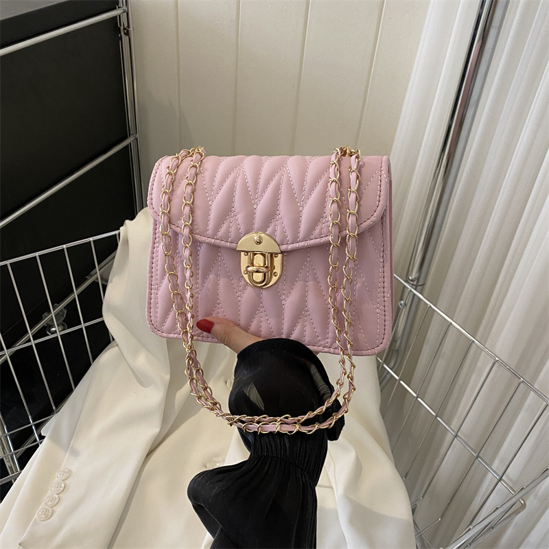 Este año de moda elegante diamante bordado cadena pequeña bolsa para las mujeres 2023 otoño temprano nuevo estilo coreano mensajero bolsa moda