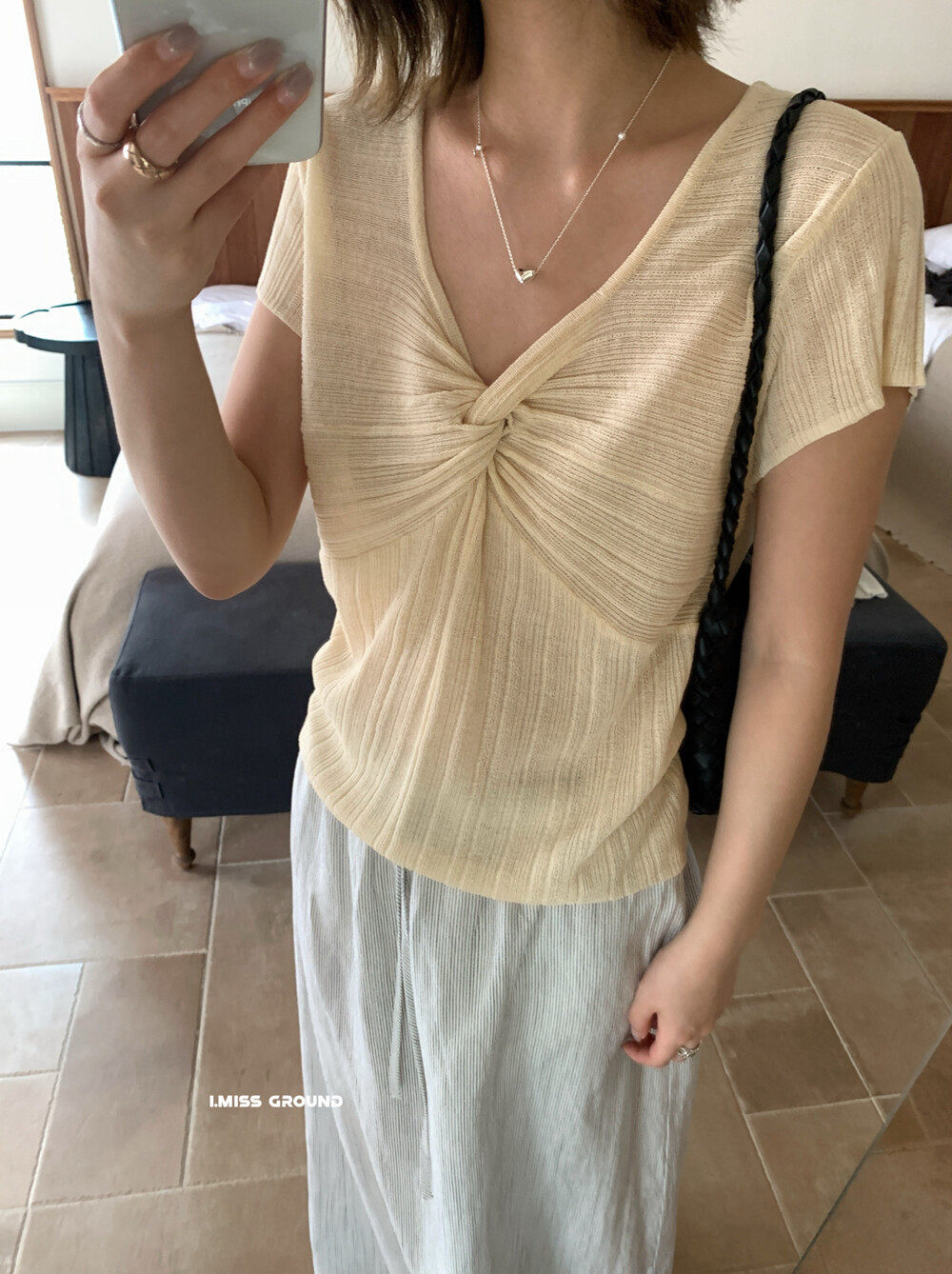 Áo thun nữ tay ngắn cổ V xoắn nút phong cách Pháp, chất liệu linen mềm mại — xanh đậm, Xanh nước biển, hồng nhạt, bạc hà xanh chi tiết 13