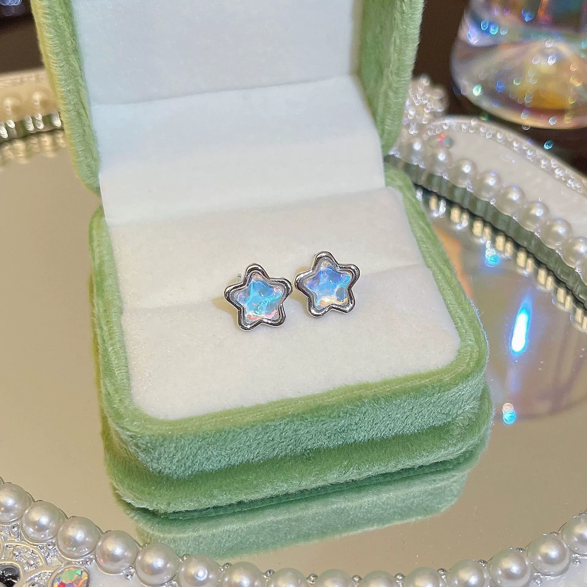 Серебряные серьги 925 пробы, жемчужные вставки, легкая роскошь европейский стиль, легкие