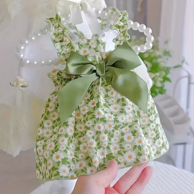 Собака летняя юбка Принцесса ветровой подтяжки Маленькая собака Тедди Би Медведь Красота Кошачья одежда Летняя одежда