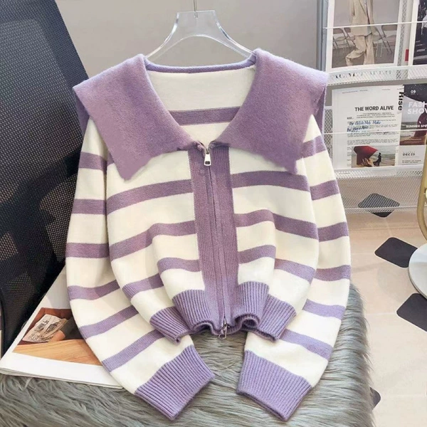 Purple 204 navy collar