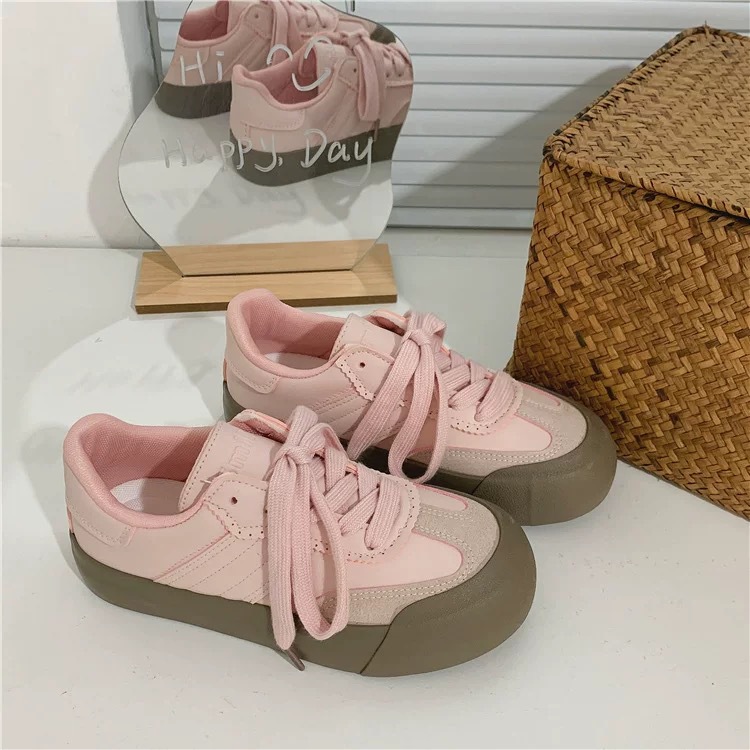 Zapatos de entrenamiento de mujeres de gran tamaño de Yuanyang Bo, superfuego, otoño de 2025, nuevos zapatos de skate casuales ligeros de estilo universal.