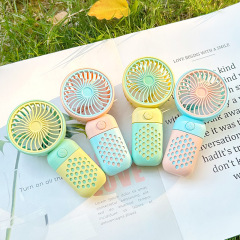 Handheld cute mini USB small fan portable portable female student dormitory desktop small electric fan wholesale
