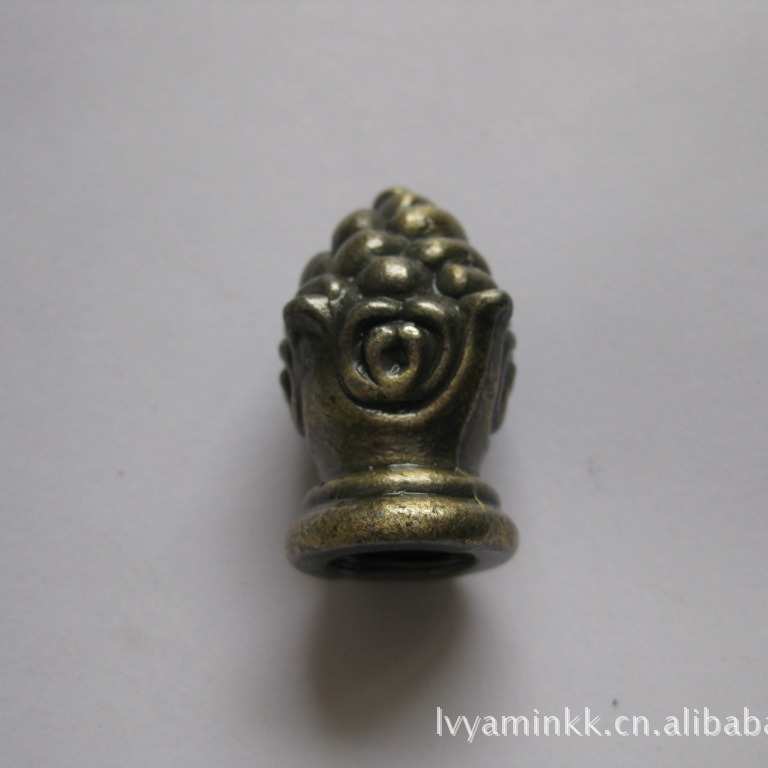 批发供应18X30佛头美迪灯盘装饰件青古铜内外牙预埋蝶形灯饰配件