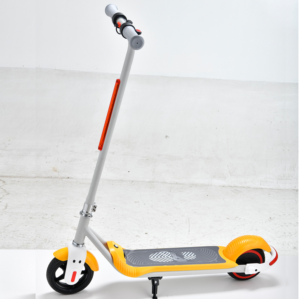 RUNLYTCH KIDS ELECTRIC SCOOTER