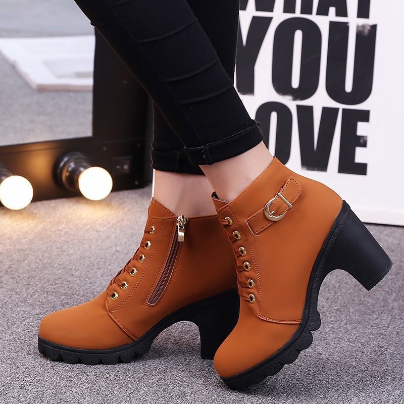 Otoño y invierno nuevo comercio exterior botas europeas y americanas de tamaño grande 42 botas cortas de lazos muffin fabricantes de botas negras