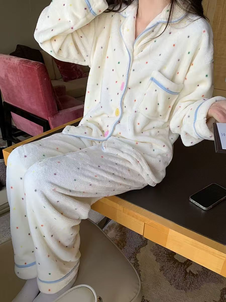 珊瑚绒睡衣女款秋冬季甜美波点长袖开衫加厚保暖法兰绒家居服套装