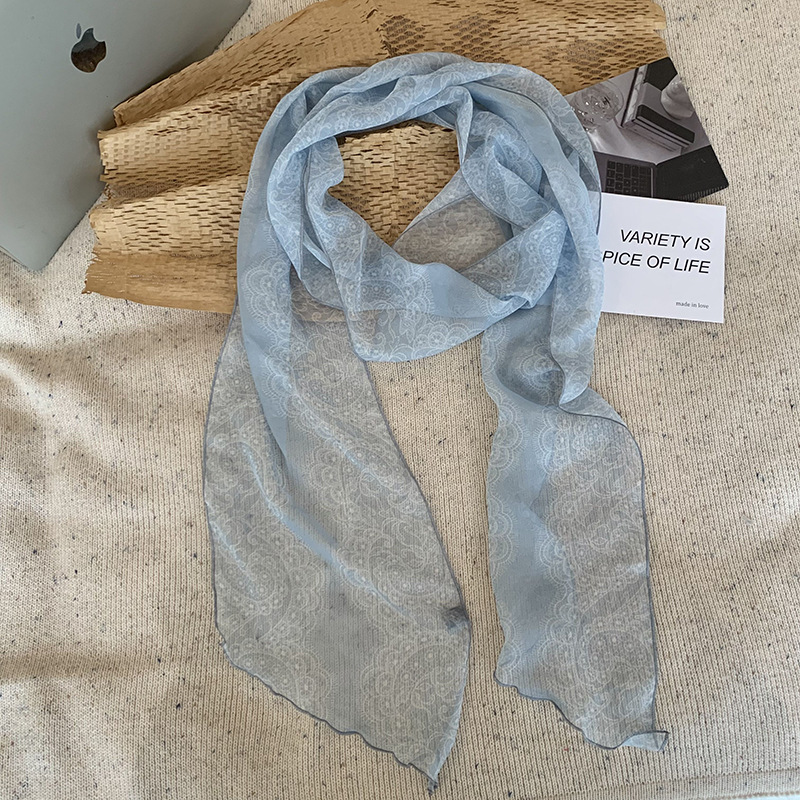 Azul de encaje semicircular