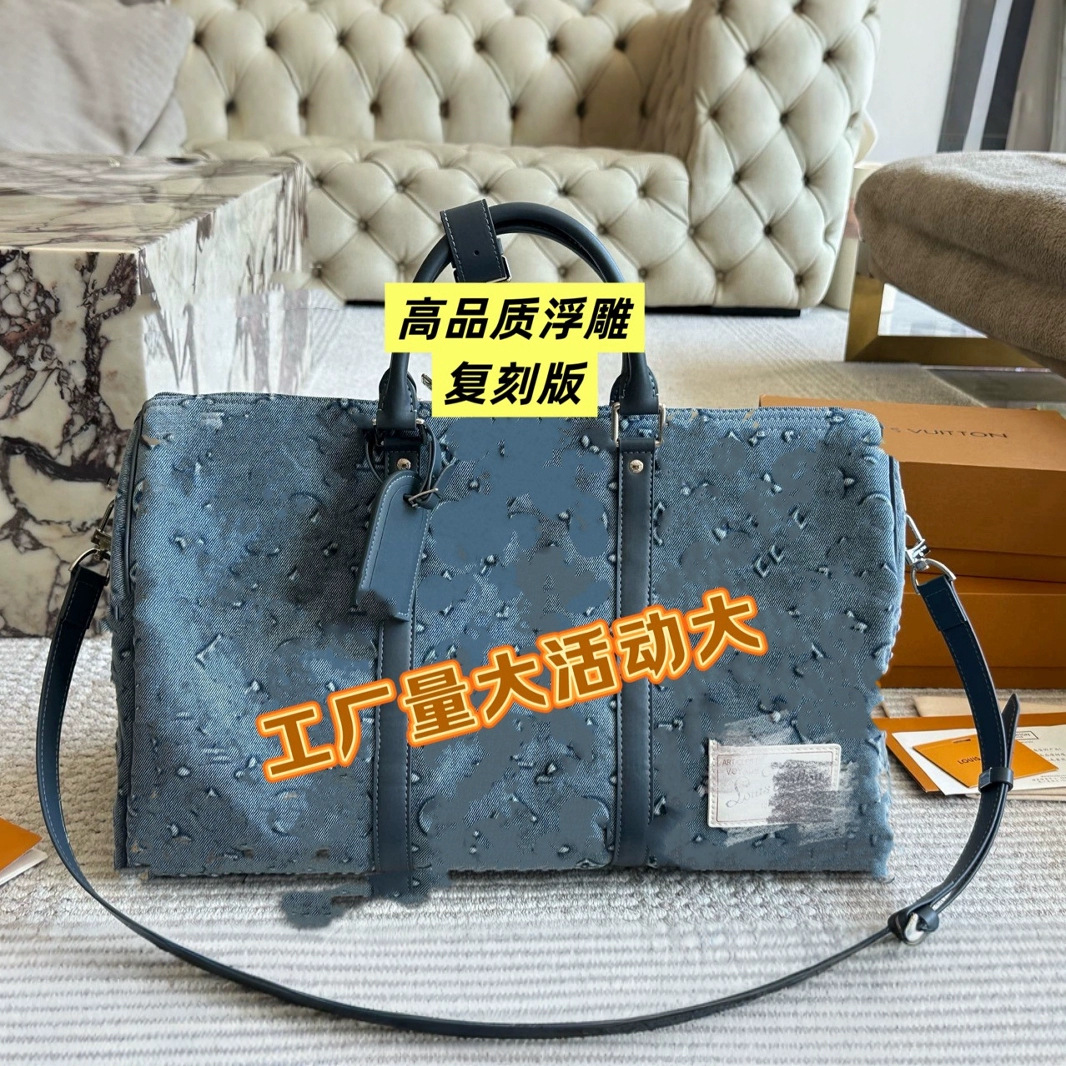 2025新款高端牛仔布浮雕女包单肩时尚牛仔旅行包包枕头包