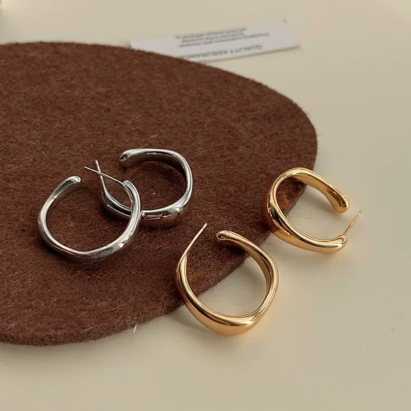 High-end minimalist geometric plain ring design earrings French simple metal glossy all-match earrings earrings for women