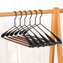 实木铁艺衣架黑色北欧简约烤漆宽防肩角不变形家用衣柜挂加粗加厚
