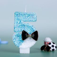 オリジナルの小さな男の子の黒い蝶ネクタイのデジタルキャンドル、誕生日ケーキ、越境EC専用のホットアイテム、卸売、手作り、売れ筋商品