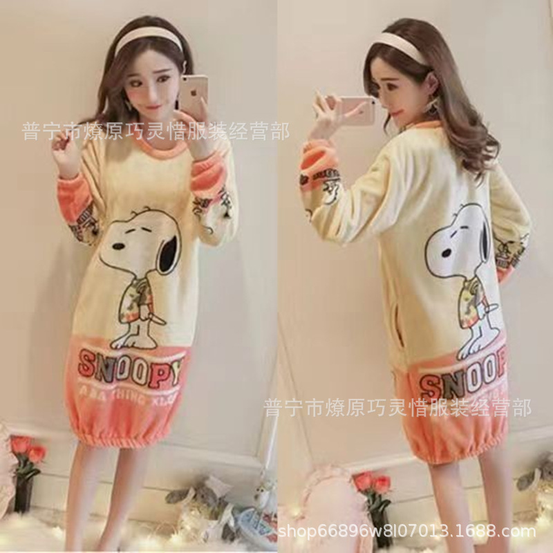 Pijamas de mujeres otoño invierno de franela lindo dibujo animado 2024 nuevo coral de lana gruesa falda cálida ropa para el hogar