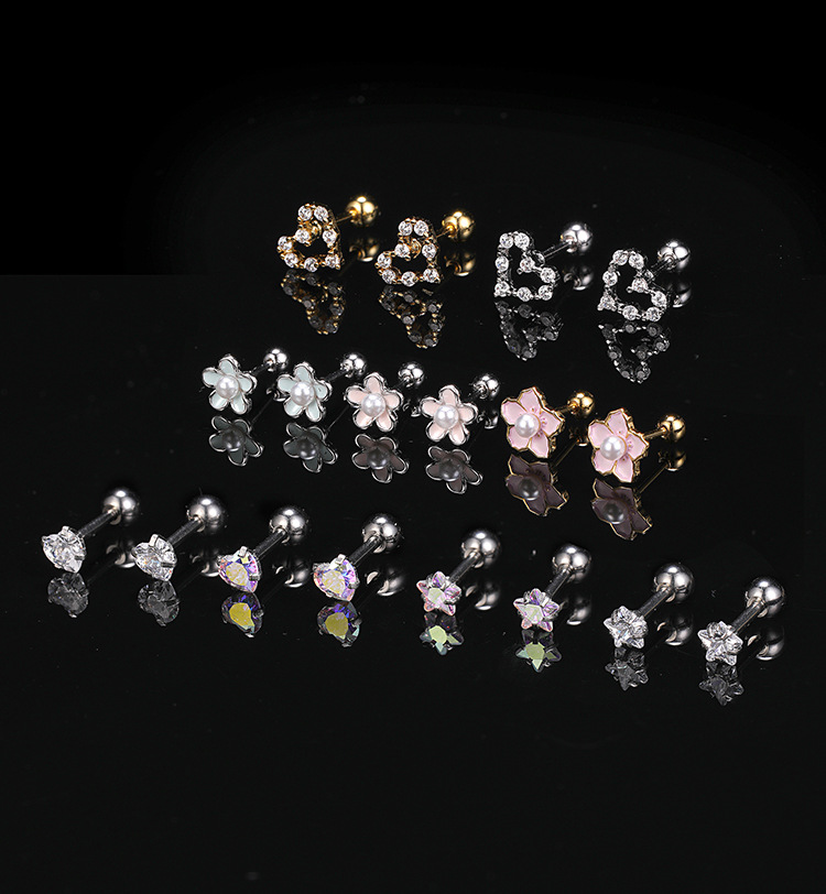 Silver pointed spike labret stud material detail