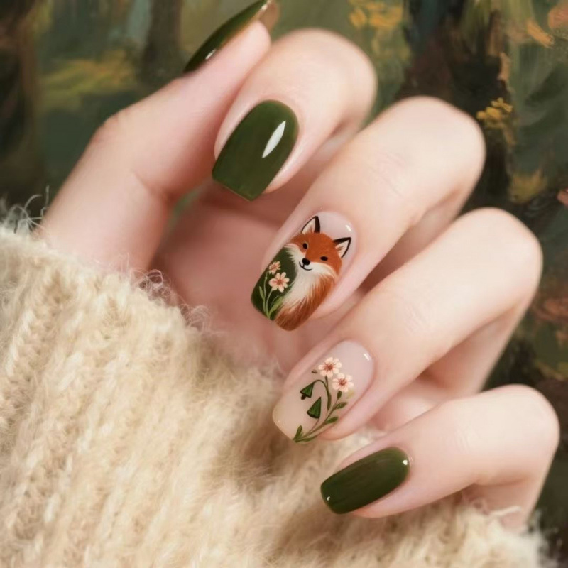Autumn and Winter Whitening Manicure Wearable Nail Oil Painting Forest Fairy Tale Cute Little Fox Whitening Removable Nails